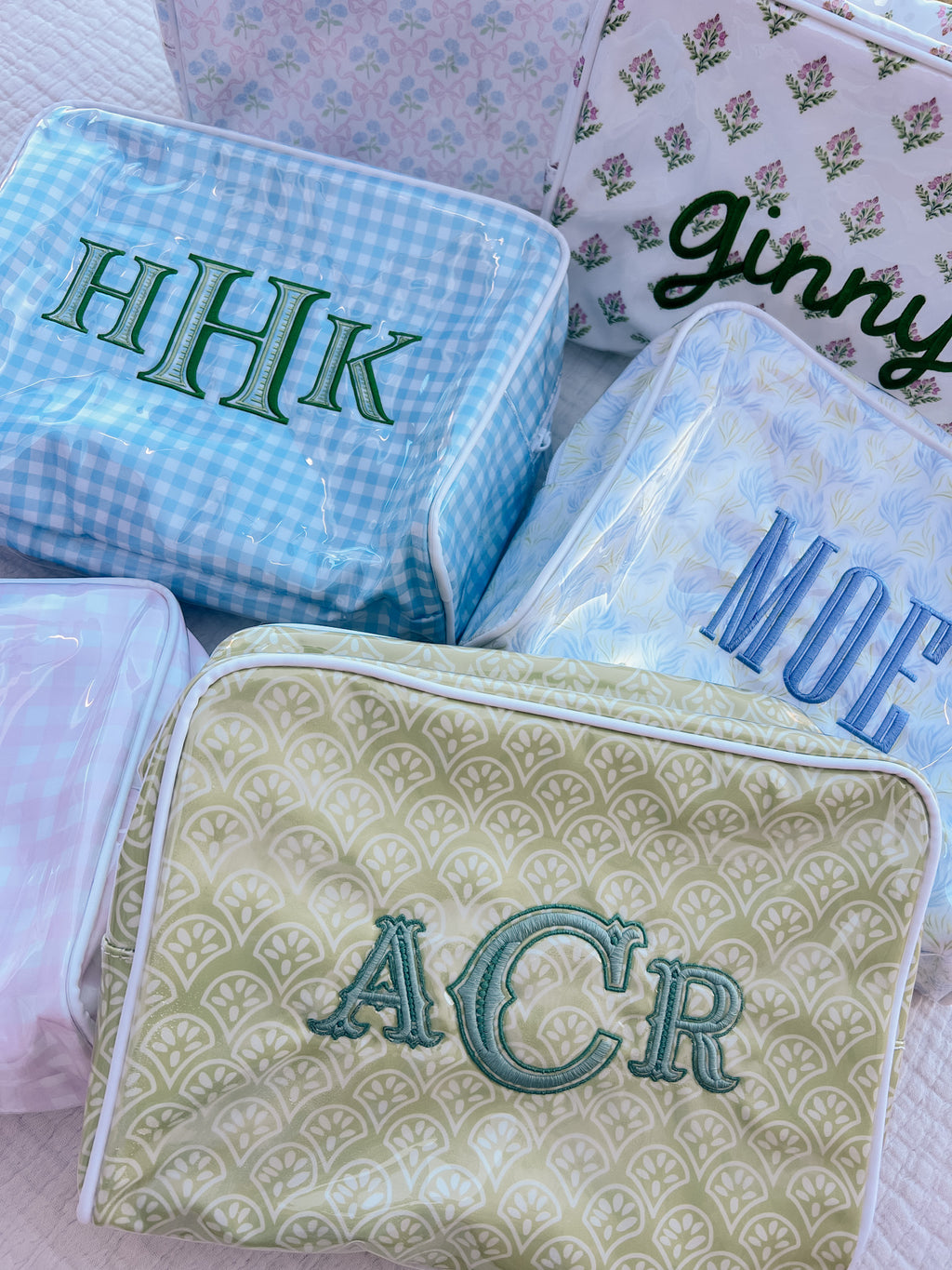 WIPEABLE ZIPPER POUCH