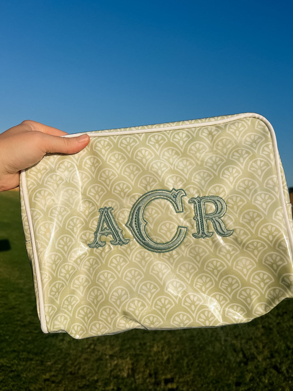 WIPEABLE ZIPPER POUCH