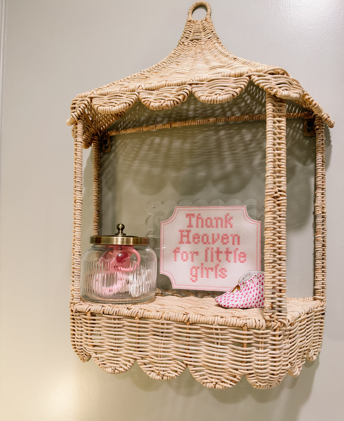 ACRYLIC FRAME WITH SAYING