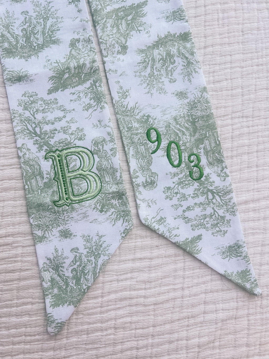 WREATH SASH