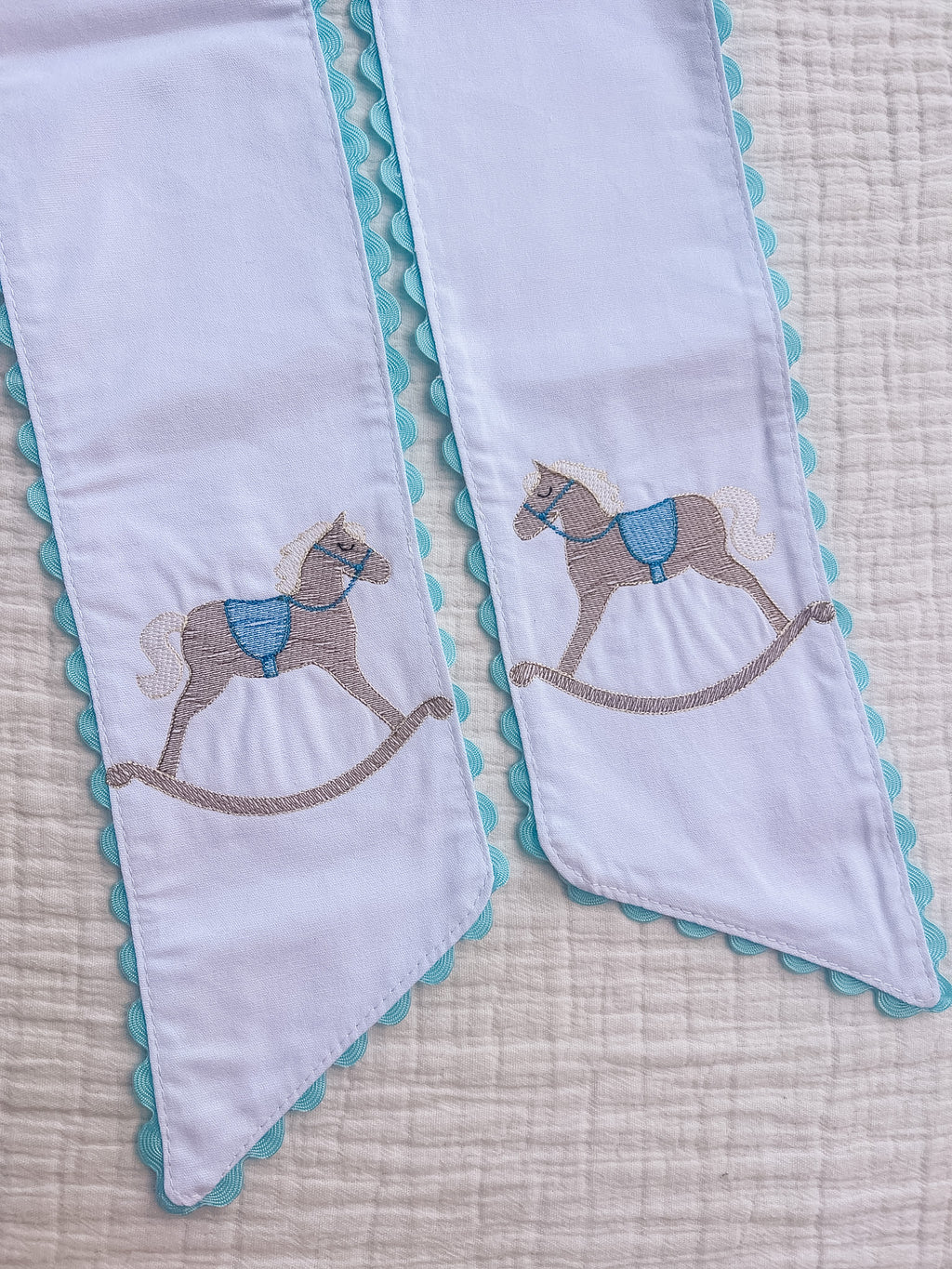 WREATH SASH