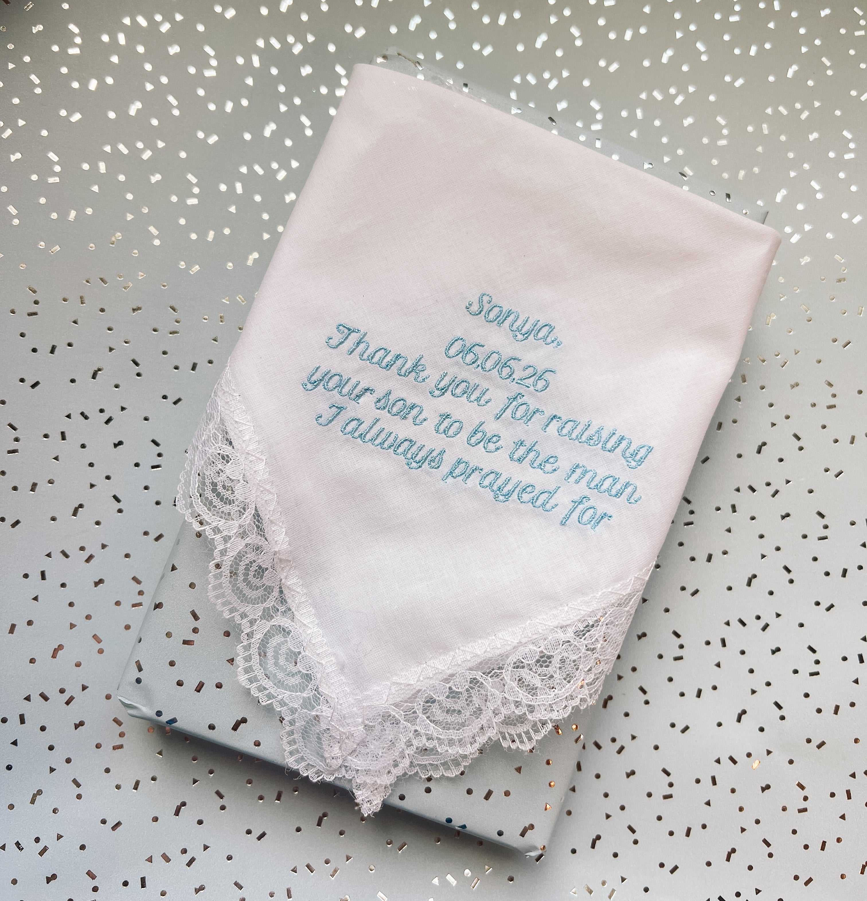 HANDKERCHIEF